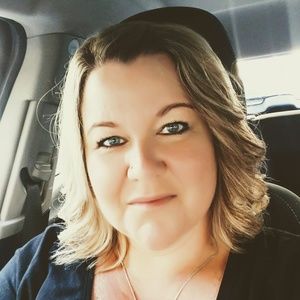 Meet your Posher, Shelly